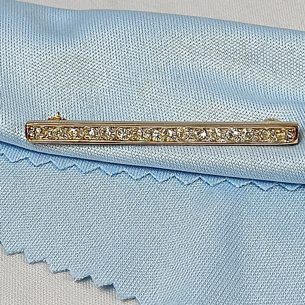 VTG Monet high-quality triple-plated gold finish Rhinestones Bar Brooch 1.75